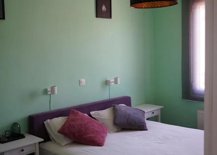 Modern Big House In The Port Of Andros Διαμέρισμα