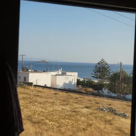 Modern Big House In The Port Of Andros * גאווריון