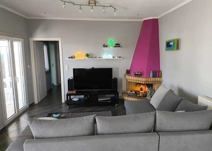 Modern Big House In The Port Of Andros Appartement *